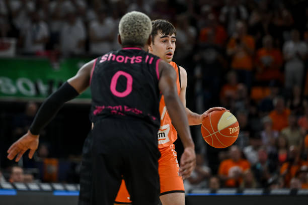 侵略性的防 侵略性的防