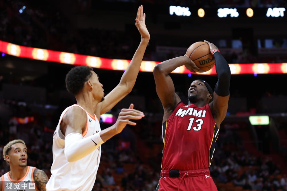 现显得稍显 现显得稍显