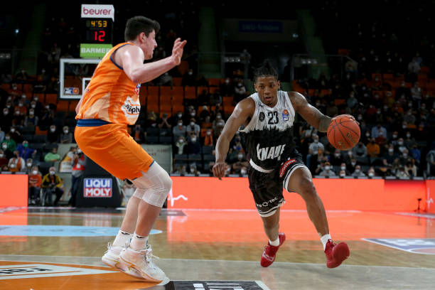 这种嘲讽式 这种嘲讽式