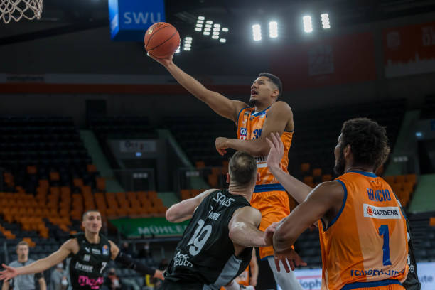 深层根基 深层根基