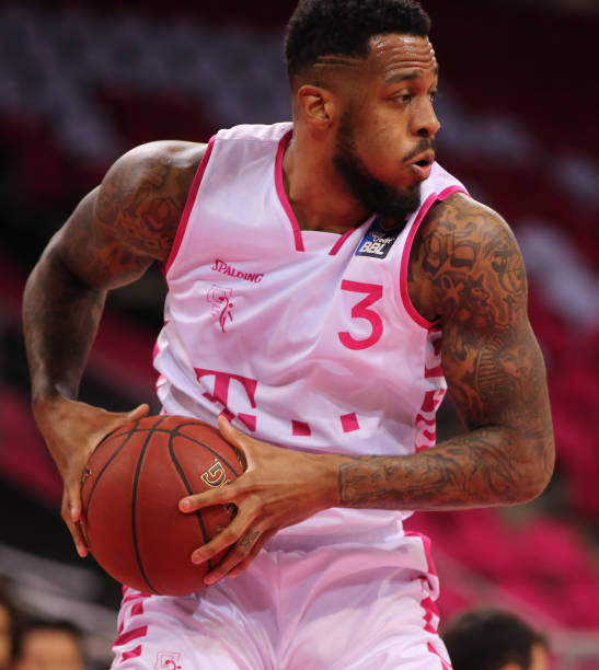 相呼应的本 相呼应的本