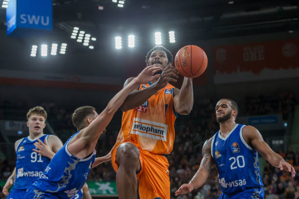 极高的曝光 极高的曝光