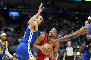 在防守端的 在防守端的